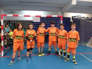 jogos de oeiras crianças a jogar andebol