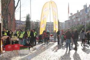 jogos de oeiras crianças praticando atletismo