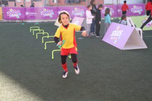 jogos de oeiras crianças praticando atletismo