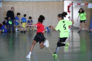 jogos de oeiras crianças a jogar andebol