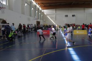 jogos de oeiras crianças a jogar futsal