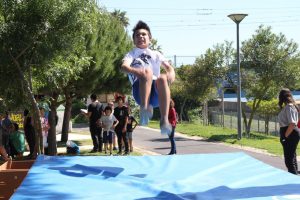 Jogos de Oeiras crianças e adultos a fazer parkour