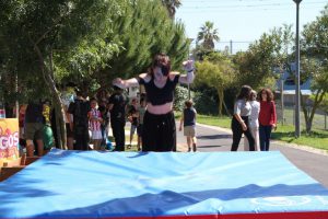 Jogos de Oeiras crianças e adultos a fazer parkour