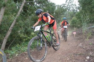 jogos de oeiras crianças a praticar BTT