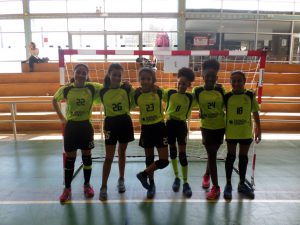 jogos de oeiras crianças a jogar andebol