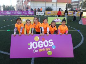 jogos de oeiras crianças praticando atletismo