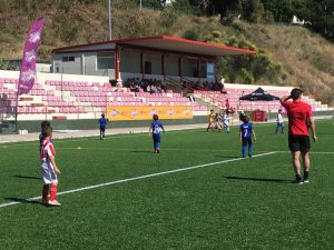 Jogos de Oeiras crianças a jogar futebol