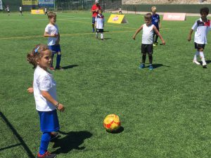 Jogos de Oeiras crianças a jogar futebol